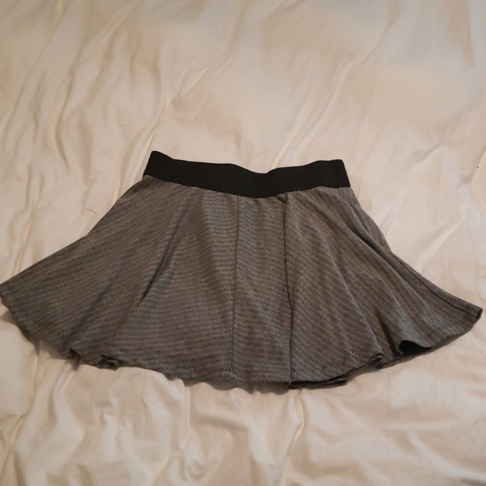 Patterned Mini skirt
